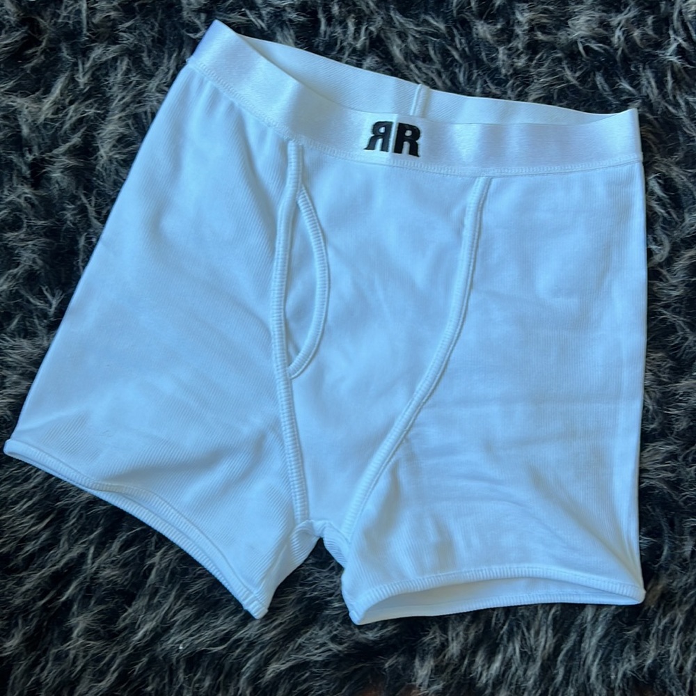 ROTATE RIBBED SHORTS WHITE - Picture 5 of 8